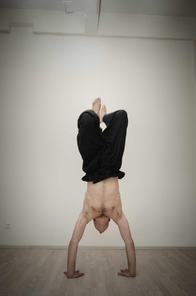 Adho Mukha Vrksasana – Handstand