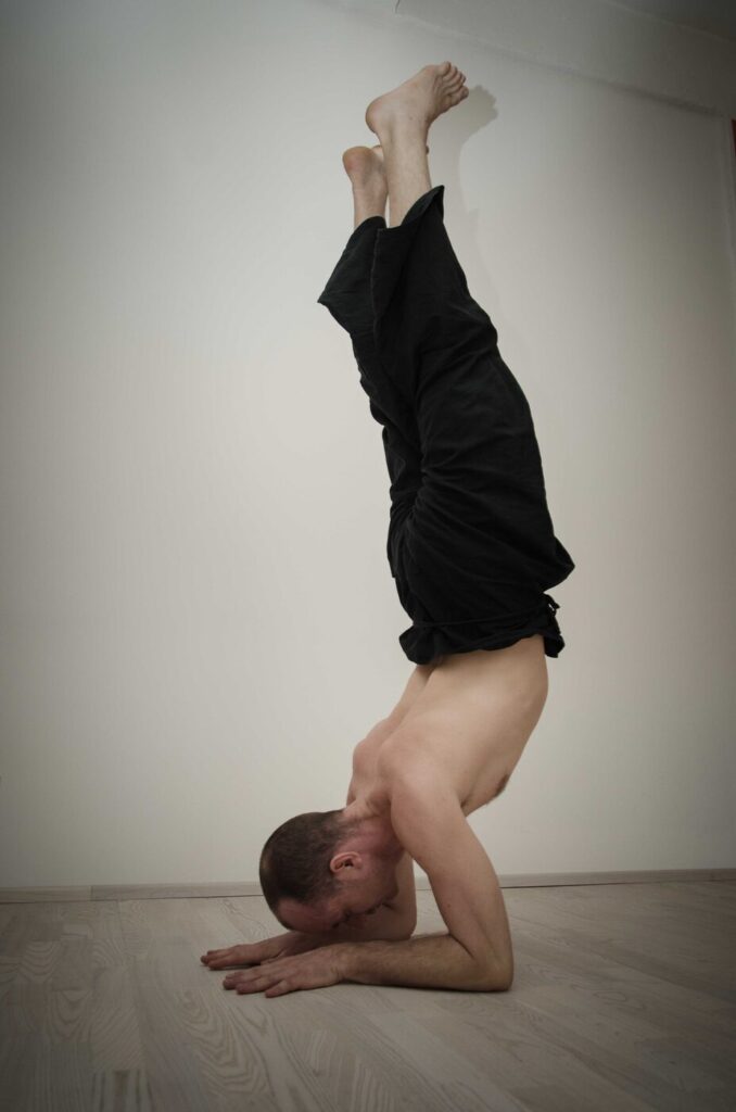 Pincha Mayurasana – Unterarmstand