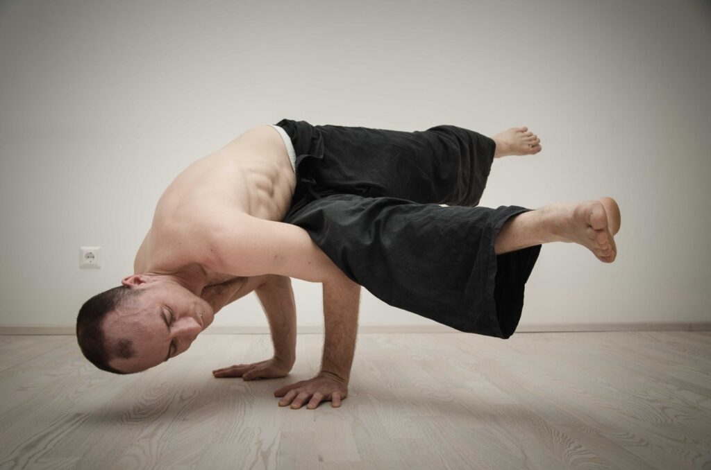 Eka Pada Koundinyasana II – Haltung des Weisen Koundinya